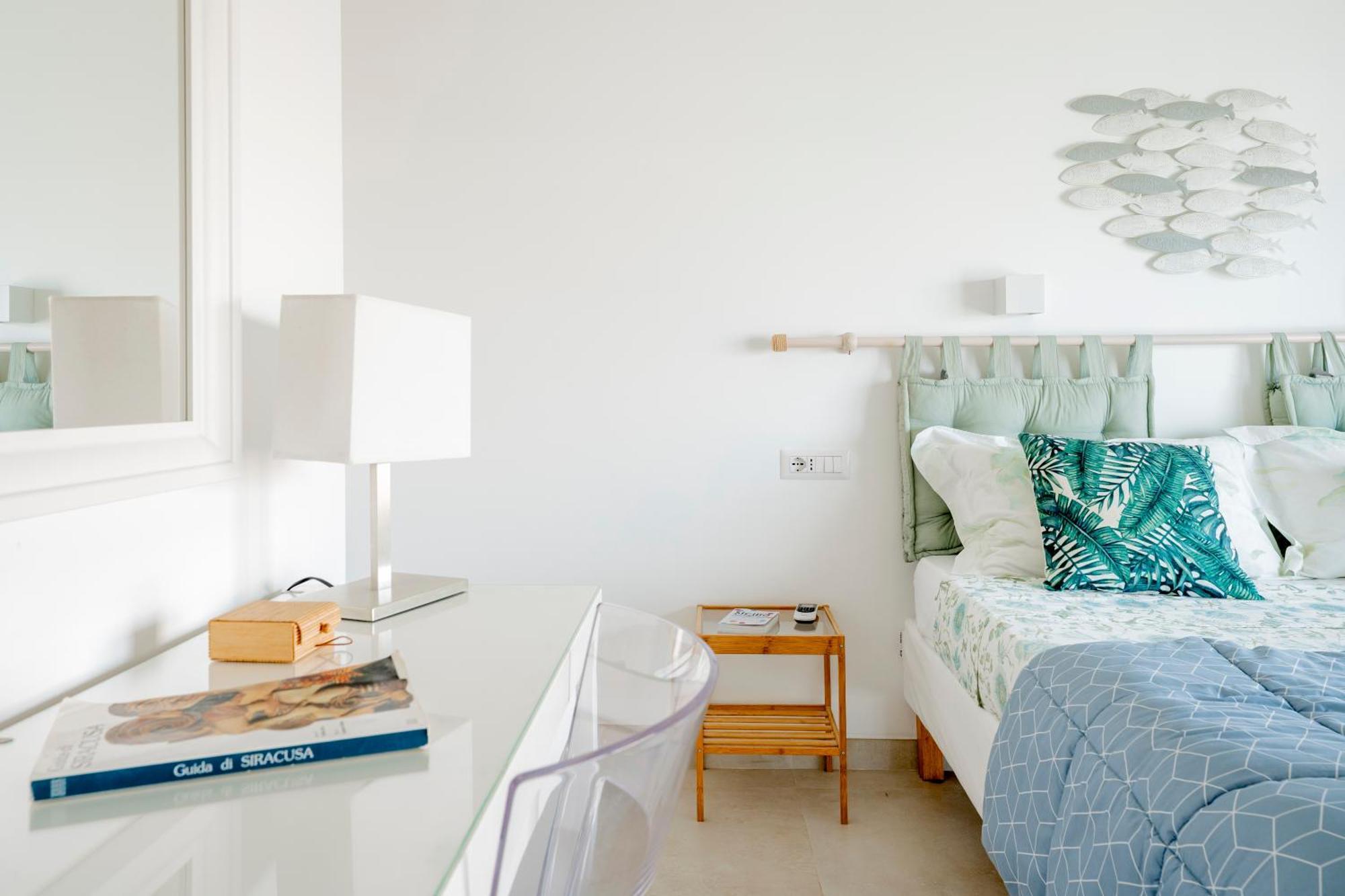 Eos Sea View Apartments 锡拉库扎 外观 照片