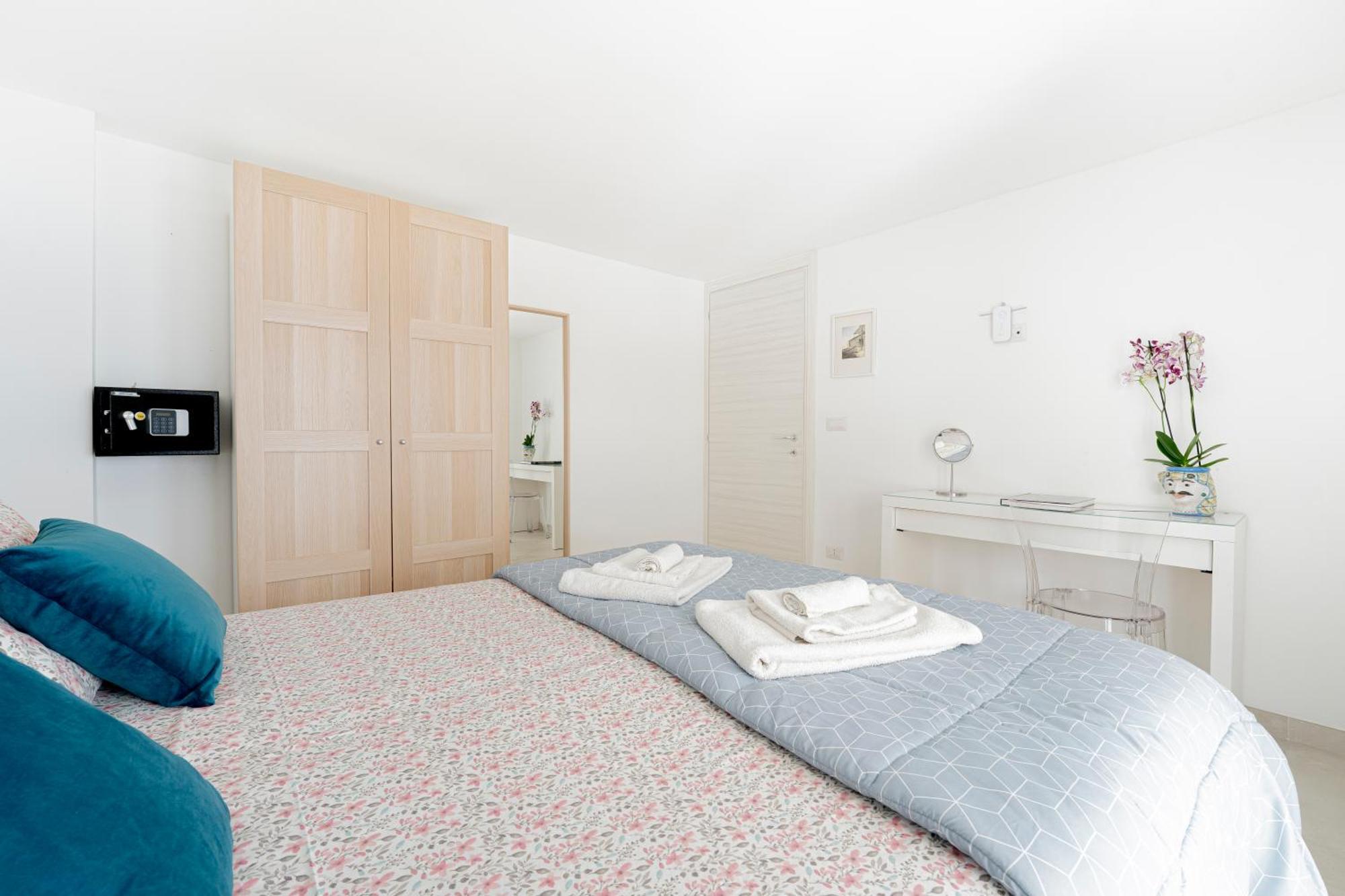 Eos Sea View Apartments 锡拉库扎 外观 照片